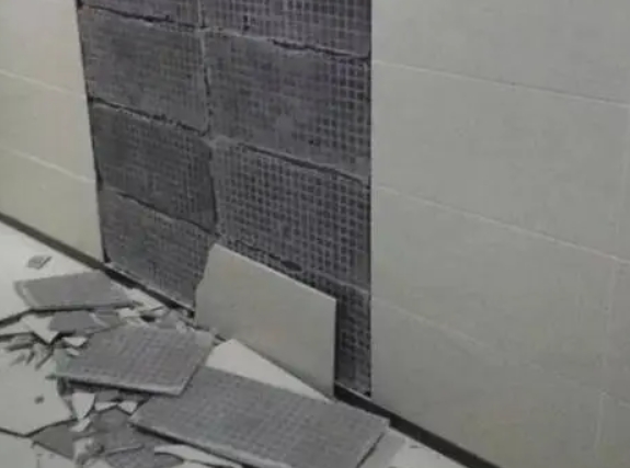 太白瓷砖空鼓维修公司分享下太白墙砖松动维修的知识